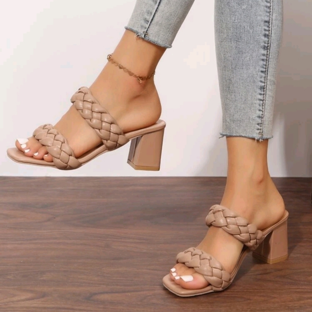 Braided slide sandal
